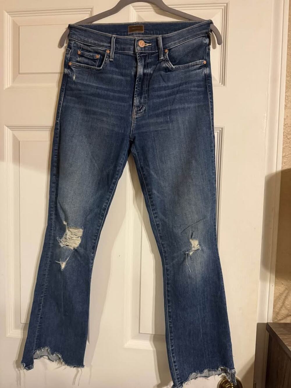 MOTHER The Insider Crop Step Chew Jeans Distressed Blue Size 27 EUC